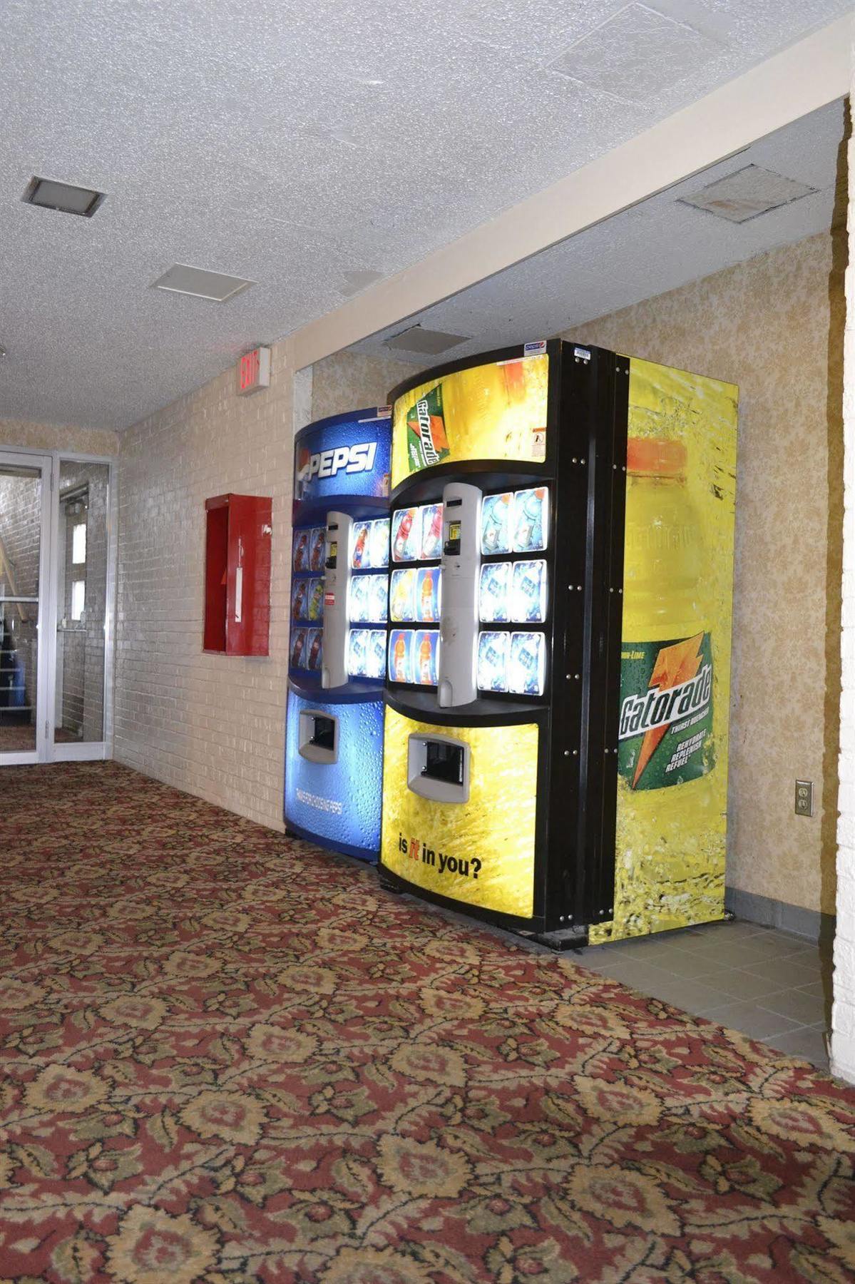 Hotel Howard Johnson By Wyndham 2*